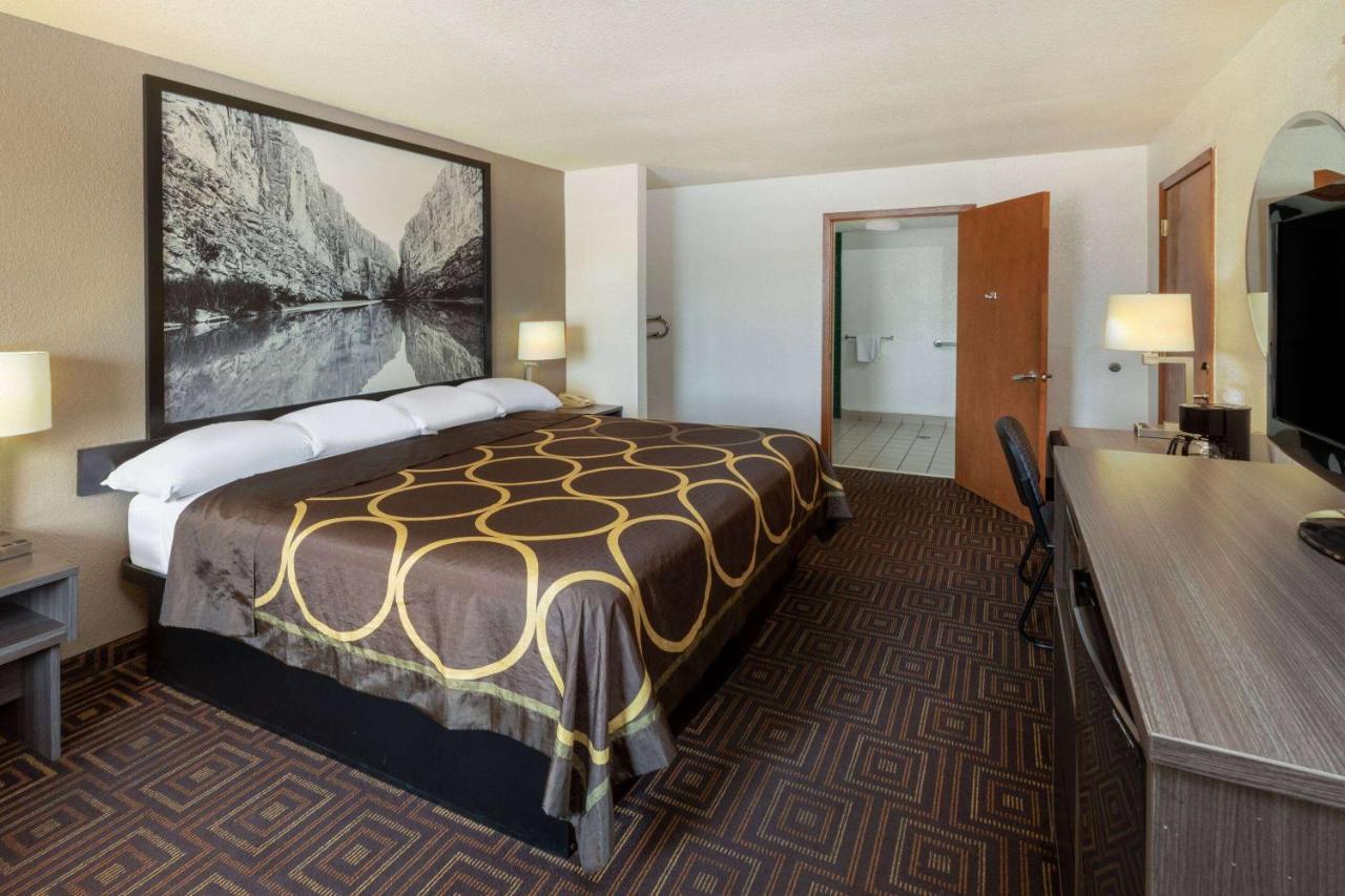 Hotel Super 8 By Wyndham