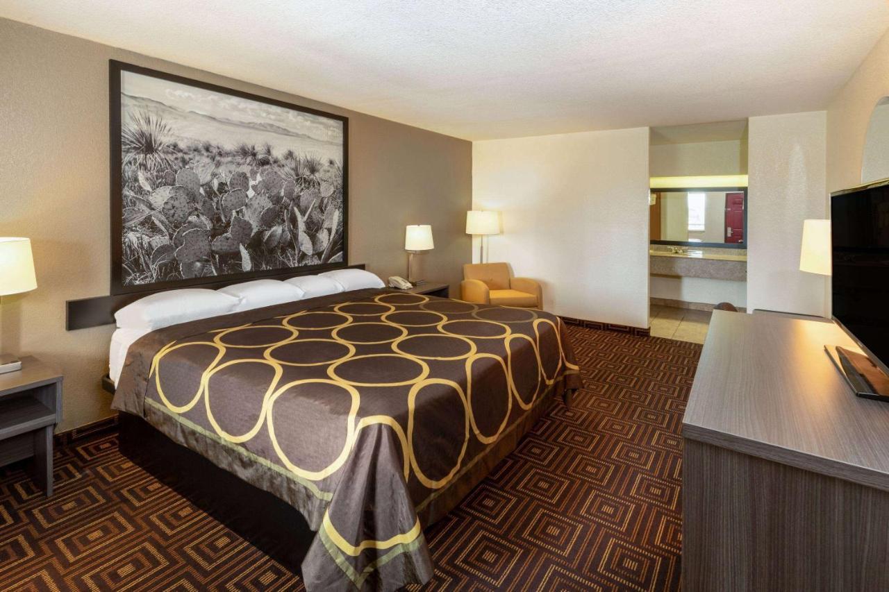 Super 8 By Wyndham 2*