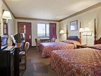 Hotel Super 8 By Wyndham Seguin